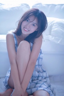 《漂亮的女邻居》三级